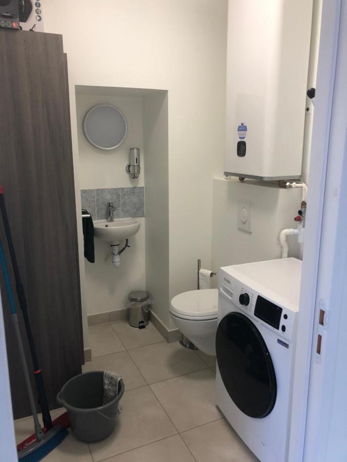Residence Merlin Appartement Arthur Saint-Malon-sur-Mel Exterior foto